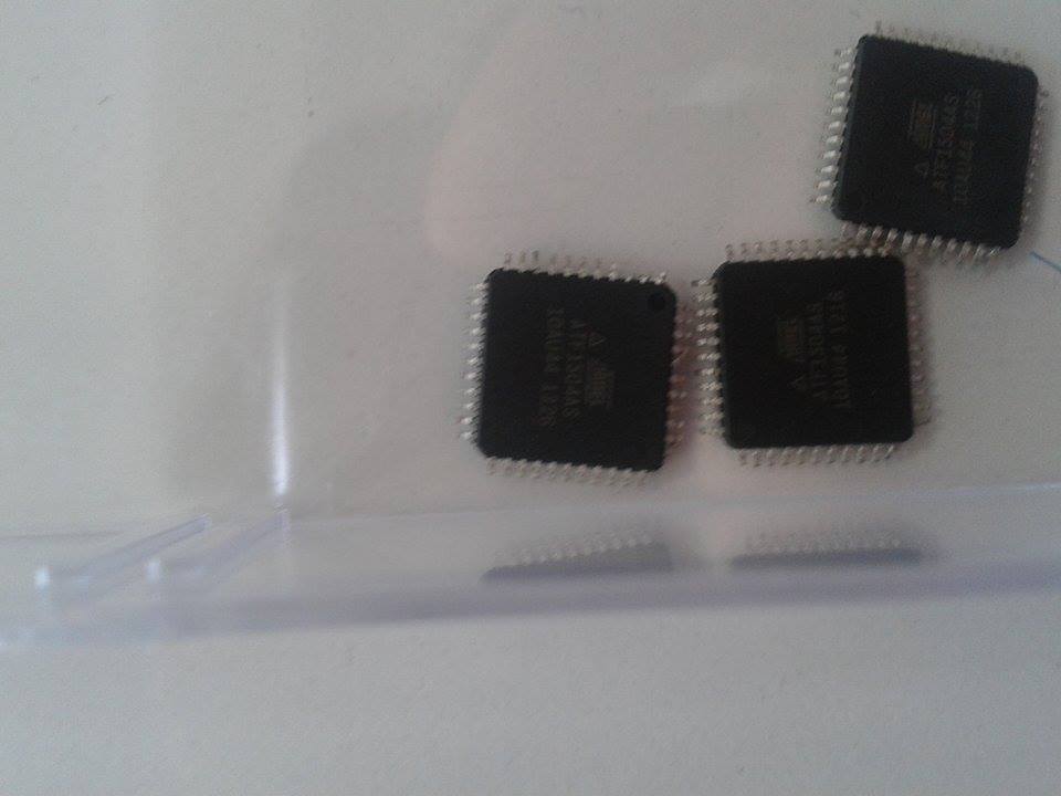 ATF1504AS 10UA44 TQFP44A PROGRAMABLE-LOGIC DEVICES ENTEGRE ATMEL BURENDEL