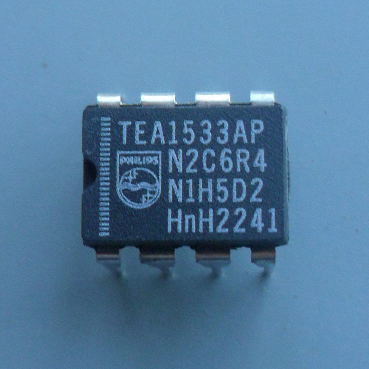 TEA1533AP DIP8 ENTEGRE