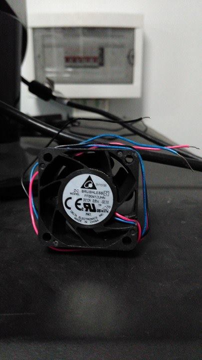 FFB0412 UHN 3Y15SR 12 V DC DELTA FAN BURENDEL